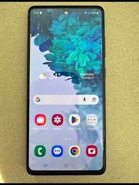 Unlocked Samsung Galaxy S20 FE phone